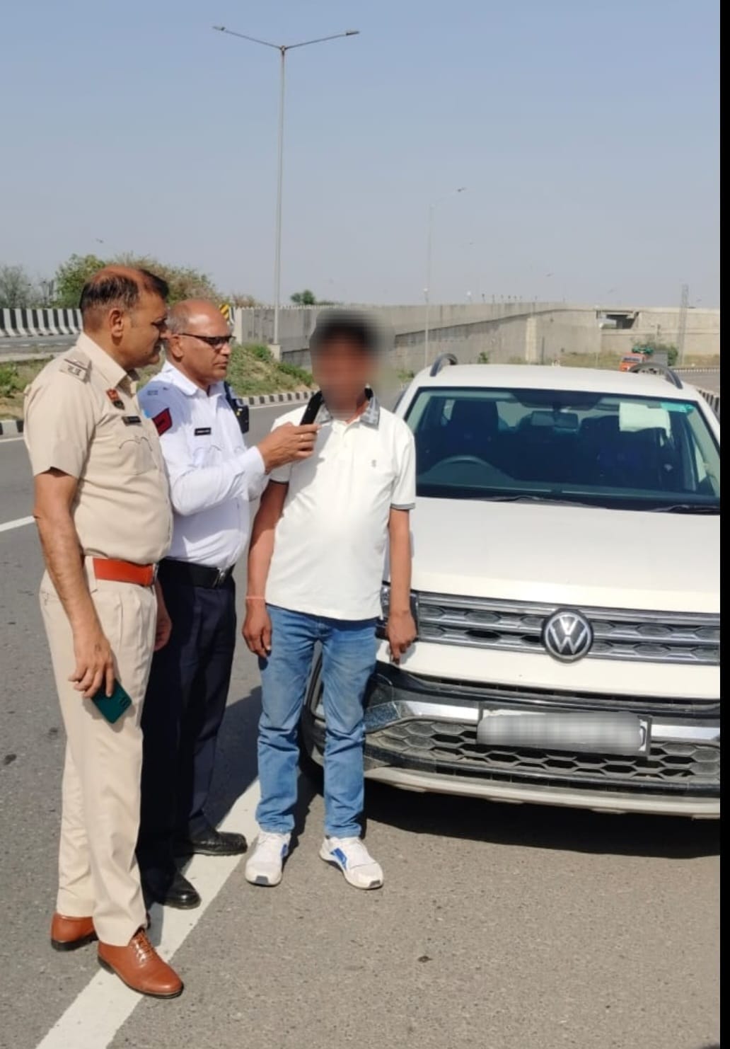 863 Challans Issued for Violating Rules; Action Taken Against Drunk Driving
