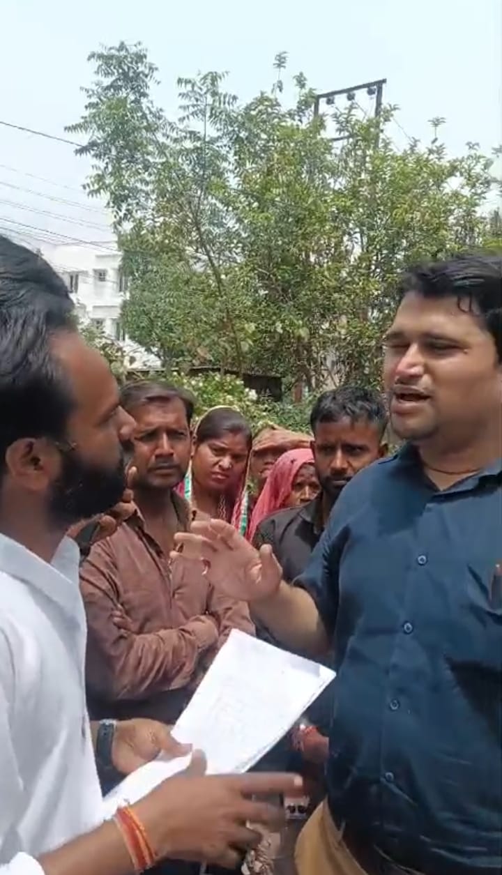 Trouble with Pre-paid Meters... Residents Raise Slogans at Power Substation