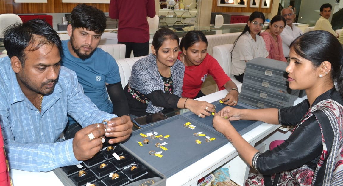 Akshaya Tritiya: Despite high gold prices, buying enthusiasm continues