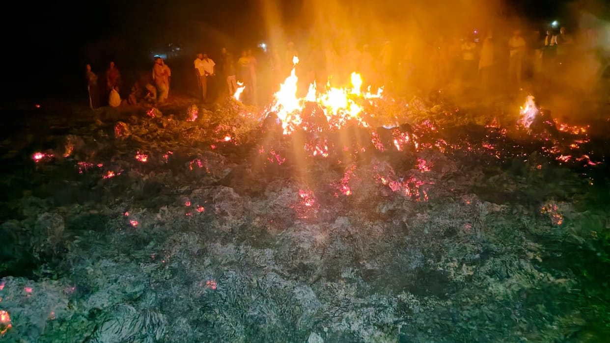 500 sacks of wheat burnt to ashes in the fire