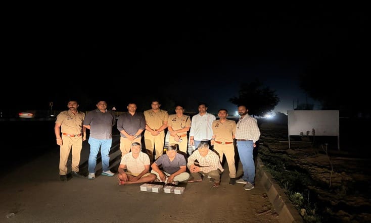 Charas and Opium from Jharkhand Seized 3 Arrested