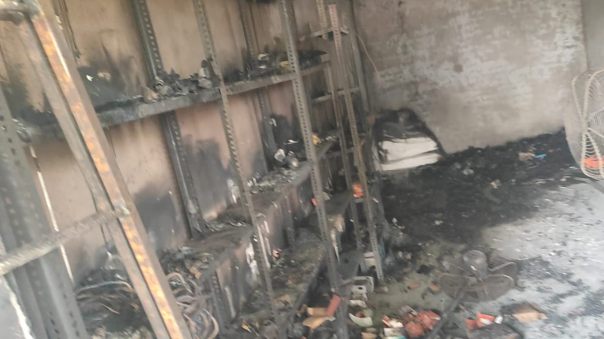 Fire breaks out in tent house, goods worth Rs 12 lakh burnt
