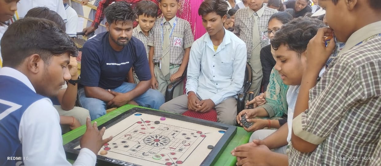 Mahuli Team Secures First Place in Girls' Category at Kho-Kho Competition