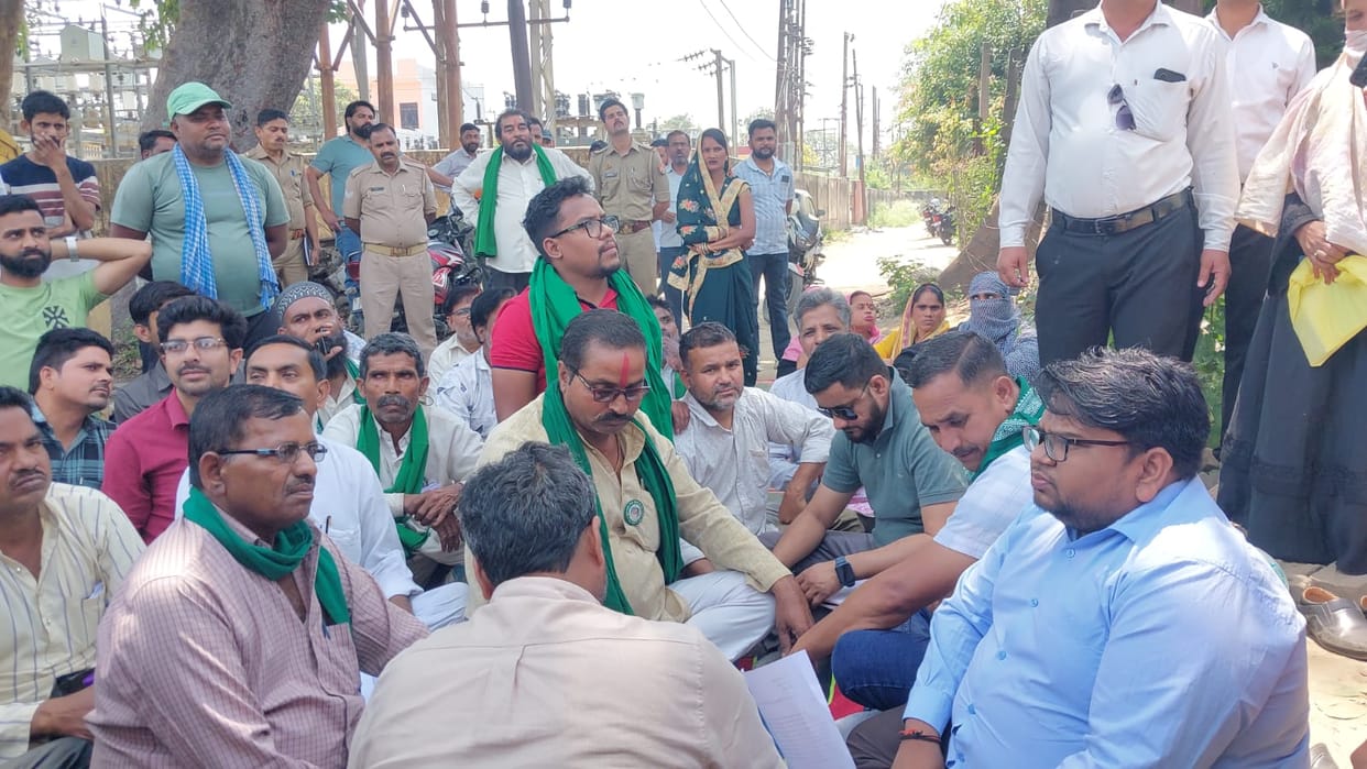 Protests against smart electricity meters
