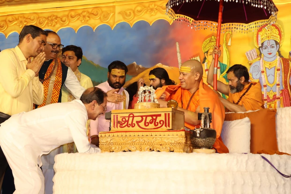 Shri Ram established an ideal state by eliminating sinners: Kailashananda
