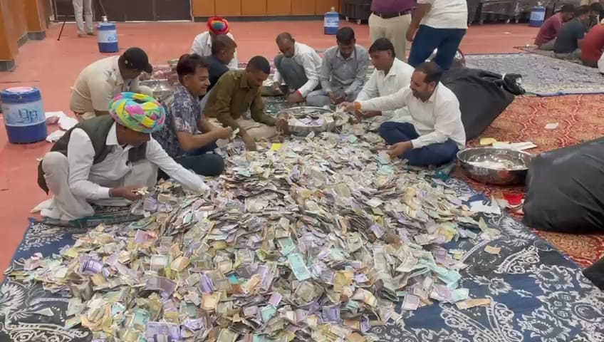 श्री सांवलिया सेठ का भंडार खुलने पर गणना