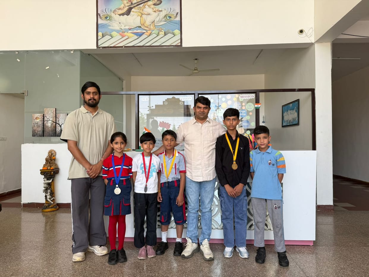 Students won several medals at the Taekwondo Championship.