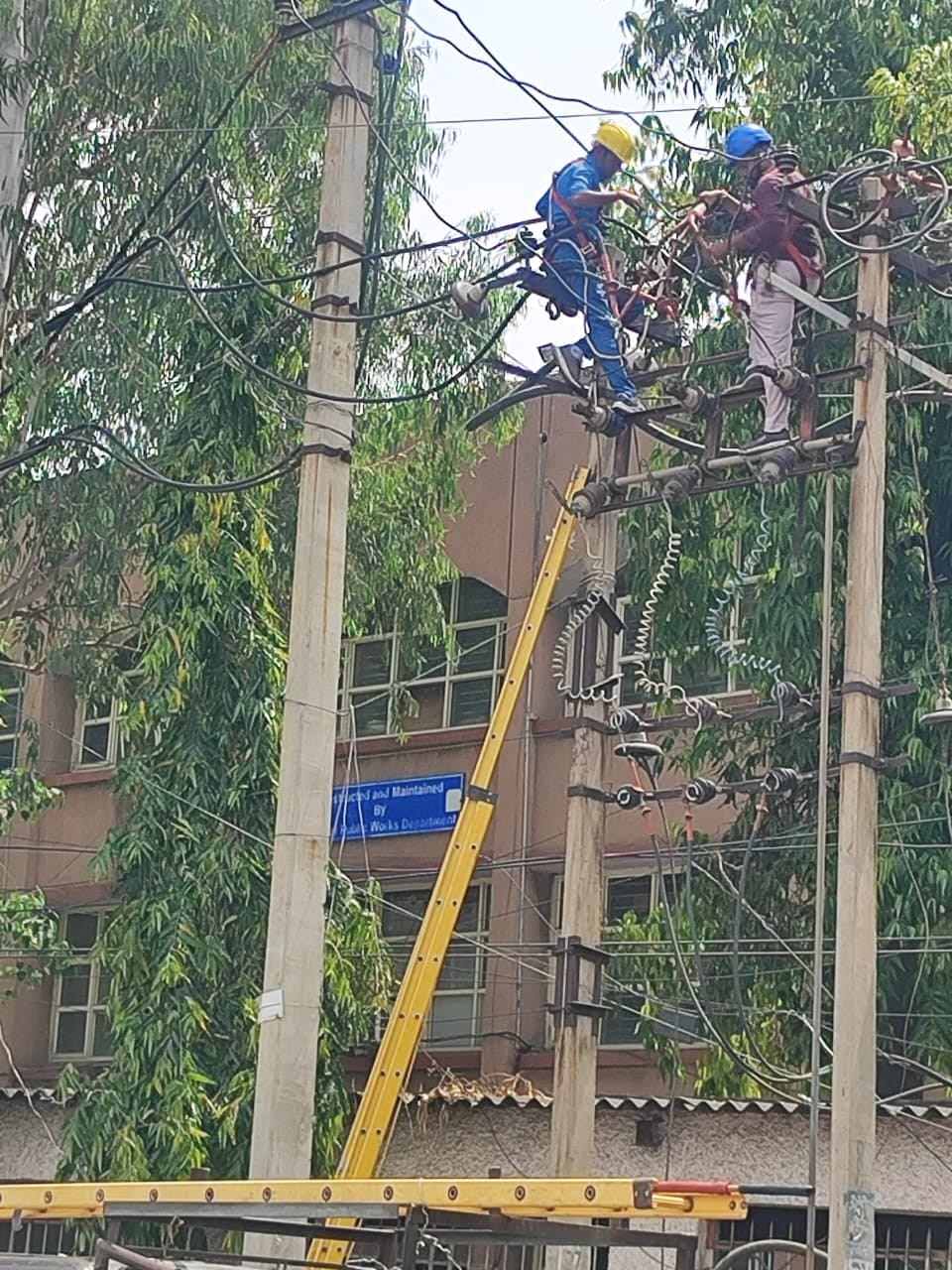 Electricity consumption increased from 55.76 lakh to 64.94 lakh units in a week