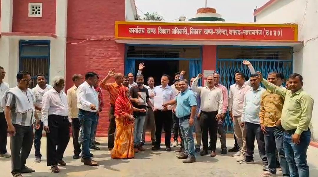 Employment servants boycotted work, announced pen down strike till 25th
