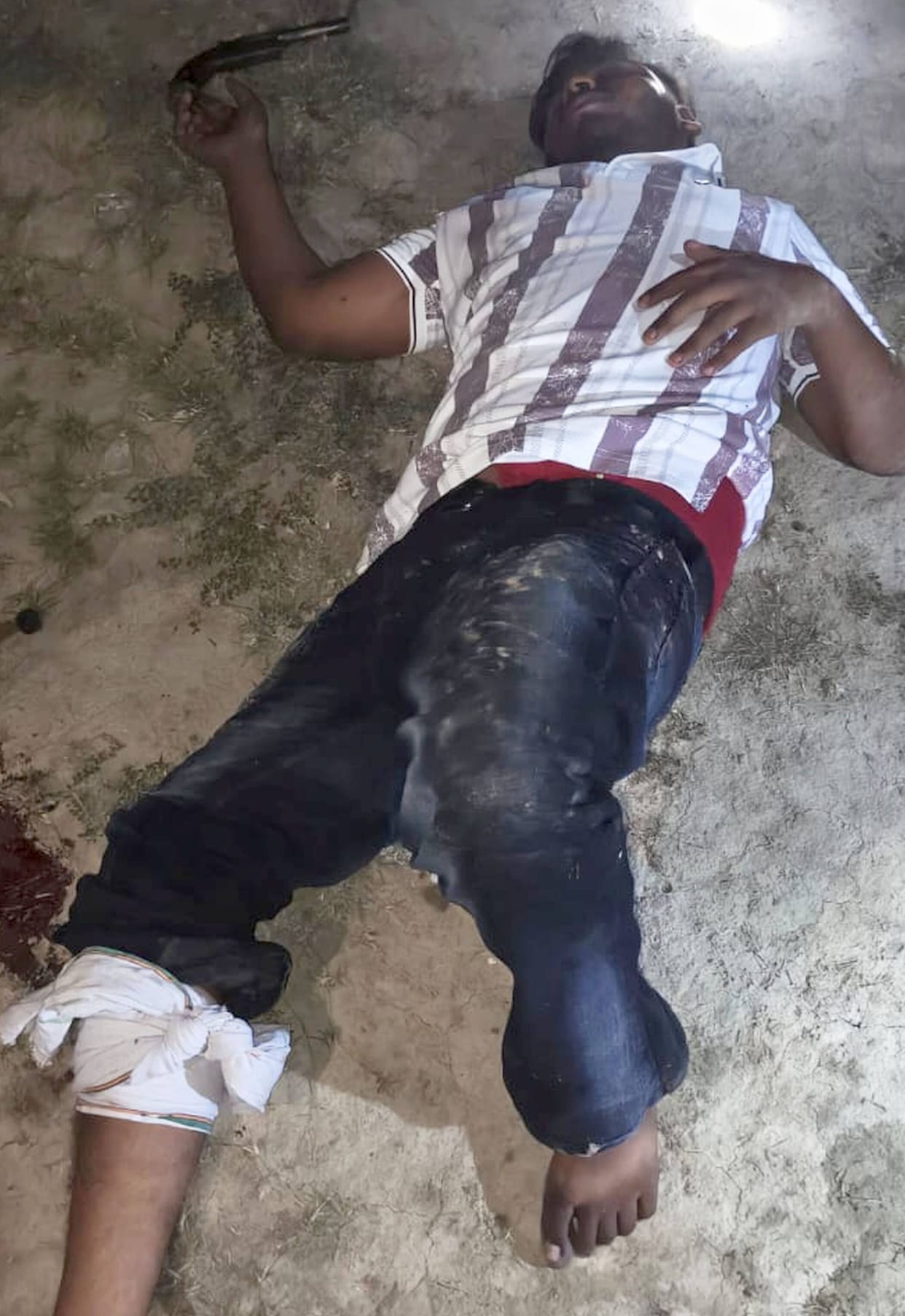 Three inter-district chain snatchers arrested, brother-in-law and brother-in-law crippled in encounter