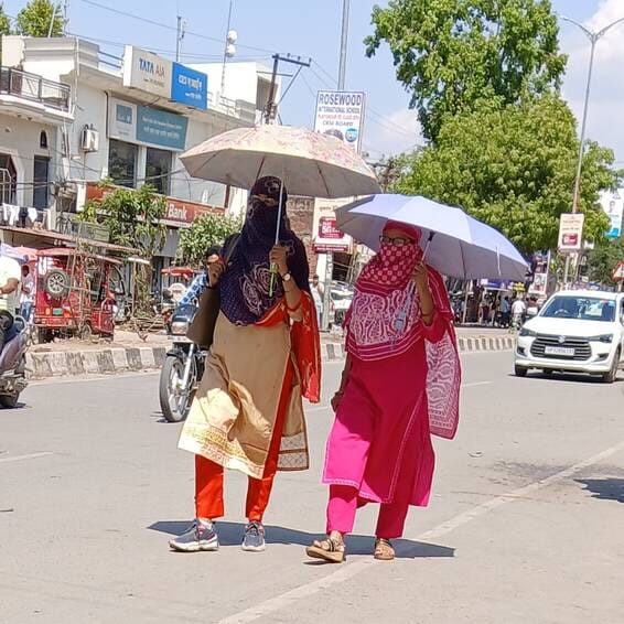 The sun shone brightly, with the mercury reaching 41.2 degrees