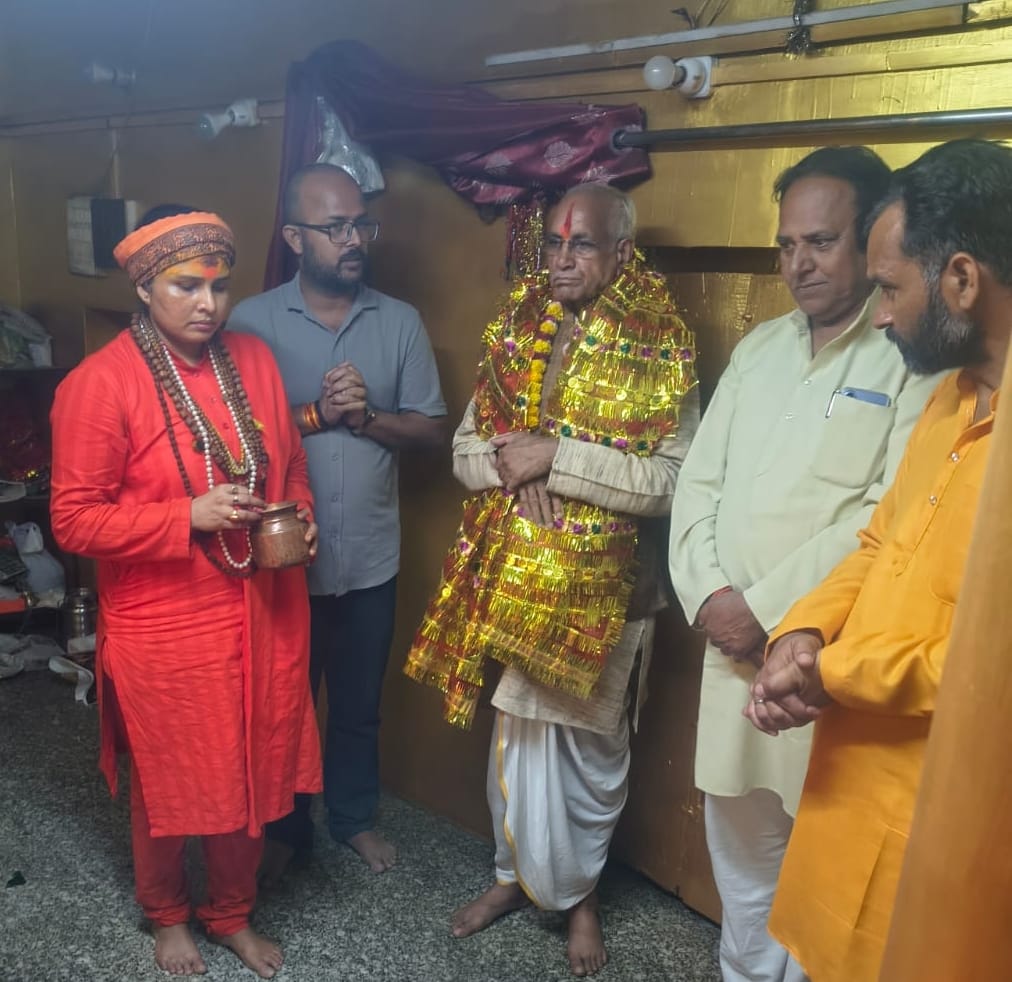 Champat Rai took blessings of Mother Varahi Devi