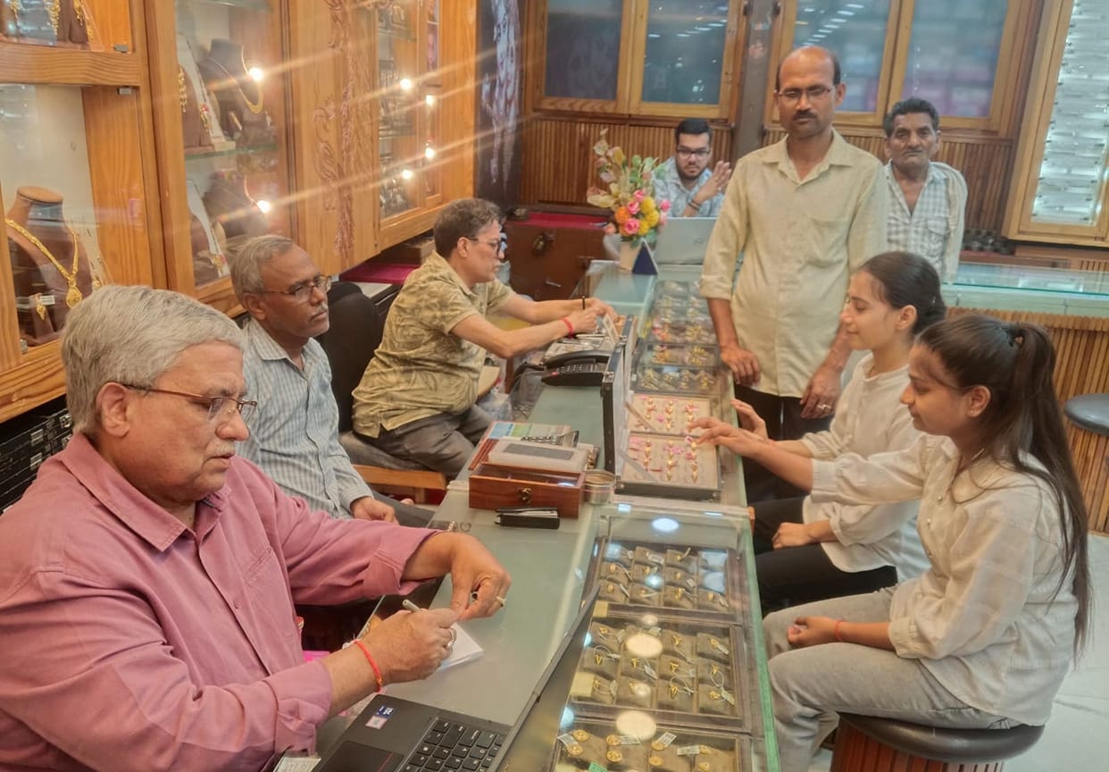 Bullion market gears up for Akshaya Tritiya, with light and fancy jewellery on the rise
