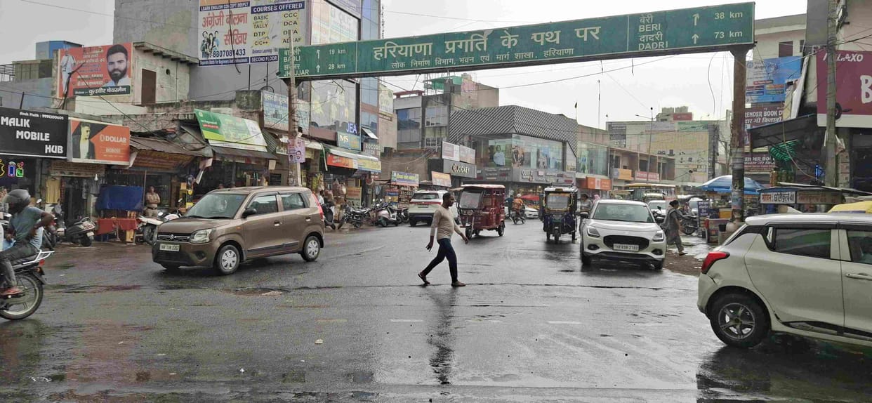 Weather changed: Drizzle and storm in the afternoon