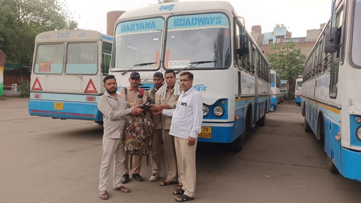 Roadways Employees Return Bag