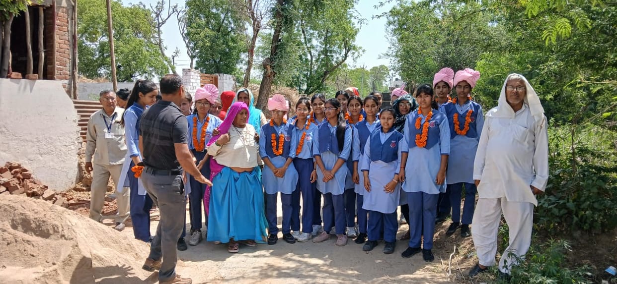 Meritorious students were honored.