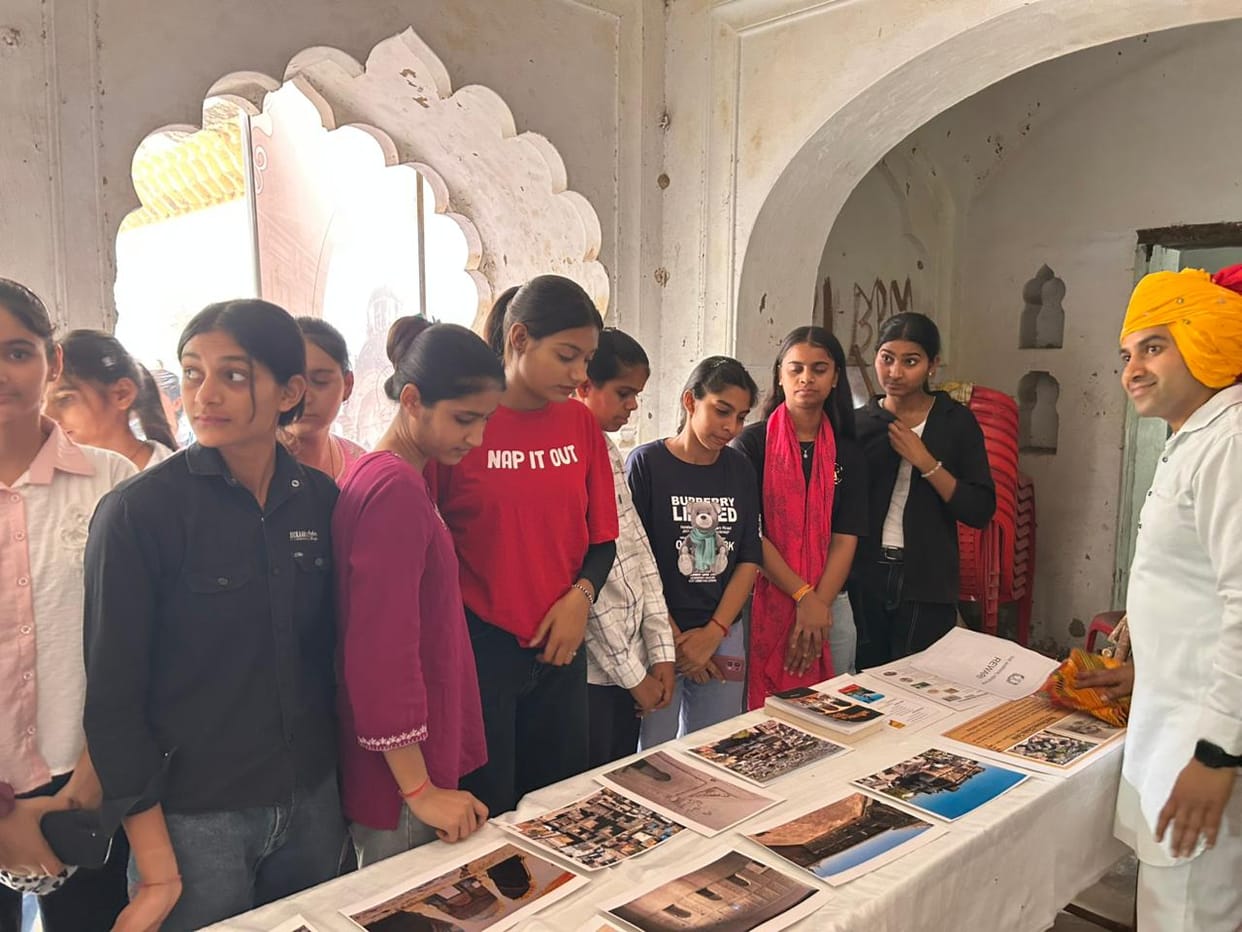 Students Get Acquainted with the Heritage of Haryana and Ahirwal by Viewing the Exhibition