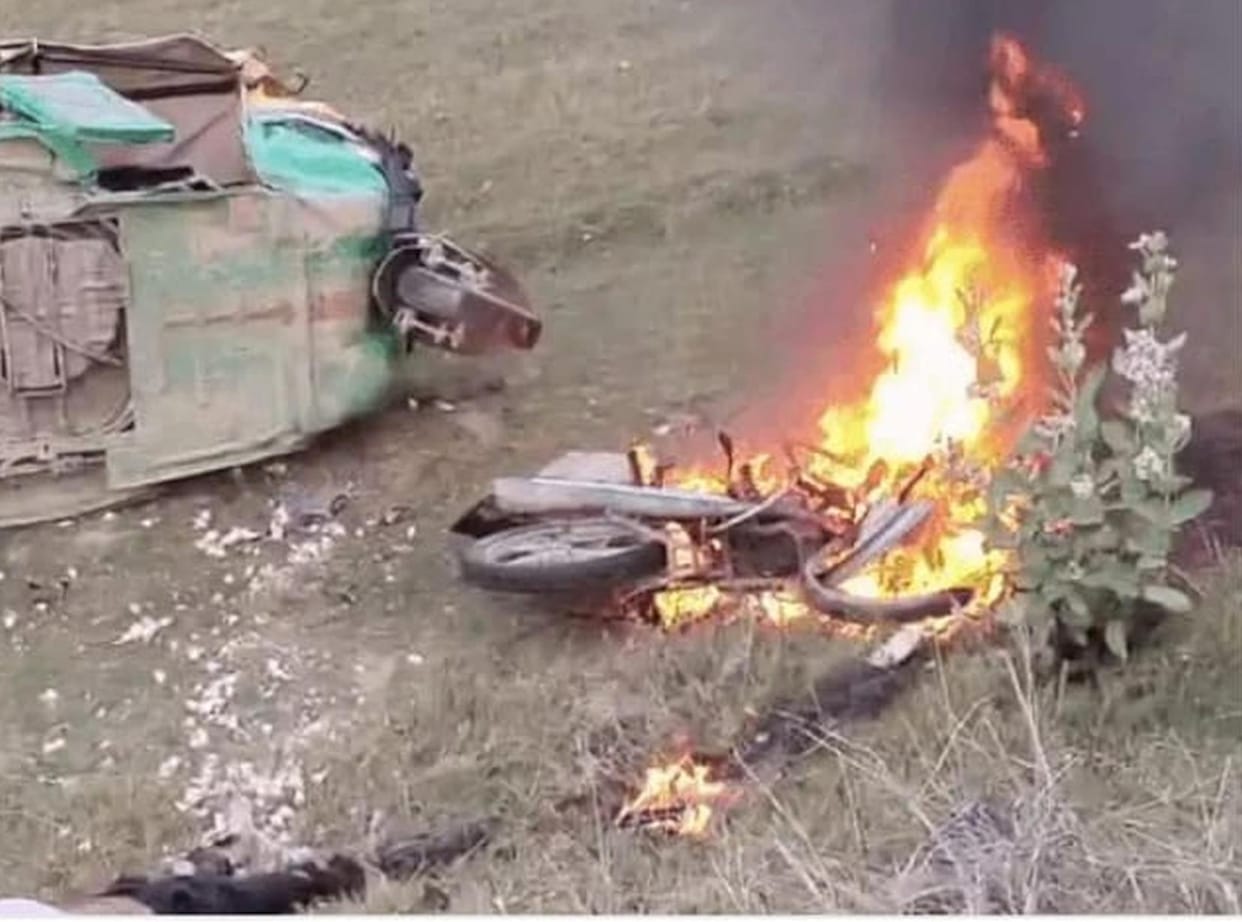 Bike catches fire after collision with auto, youth burnt alive
