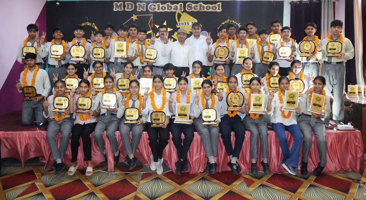Top 10 students were honored.