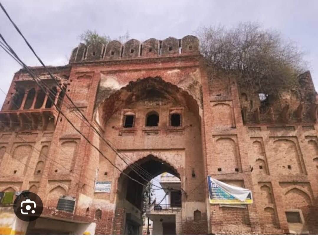 तरावड़ी में पृथ्वीराज चौहान का किला।