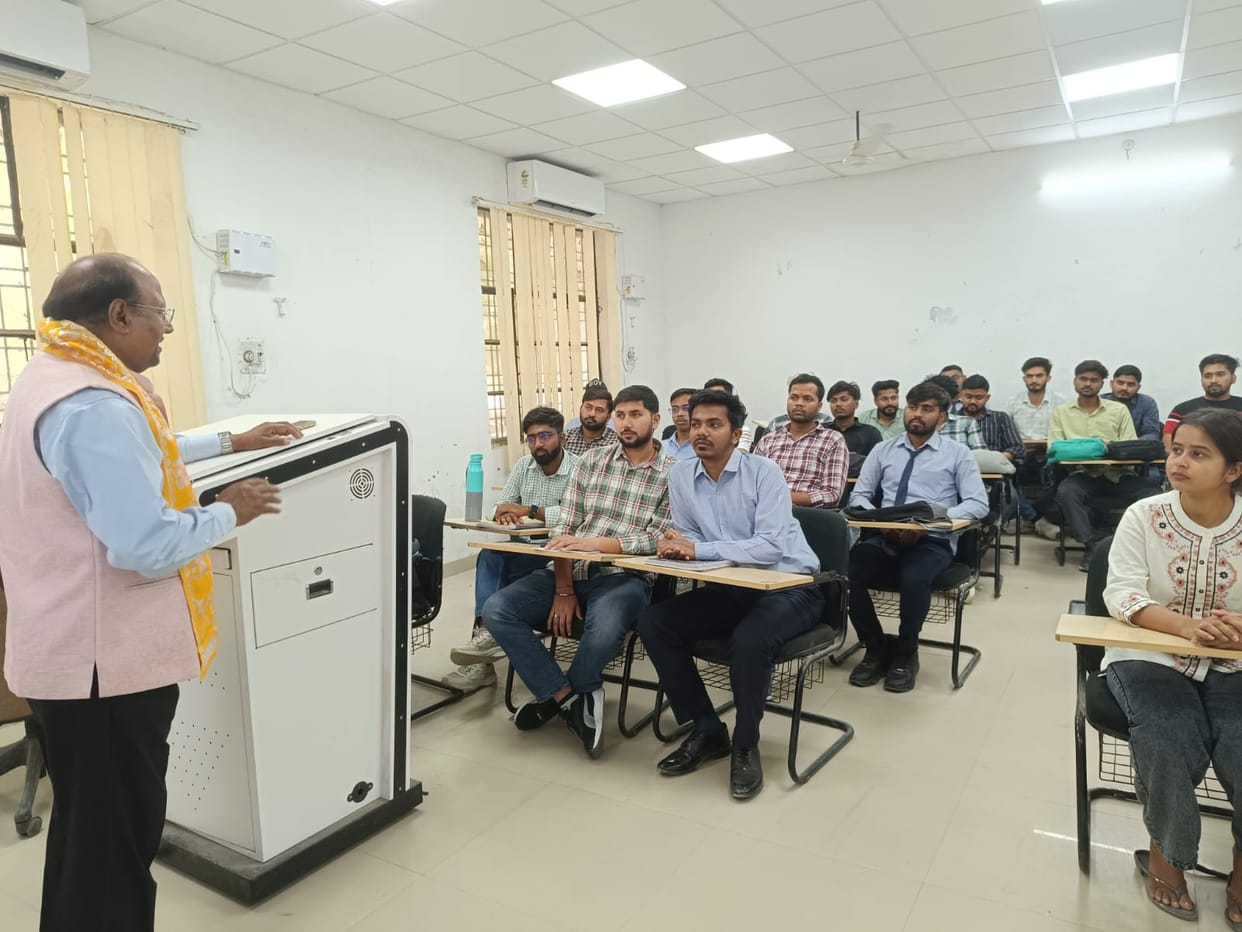 Seminar at the University on World Heritage Day: Emphasis on Conservation and Tourism