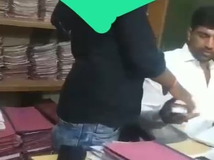 Video of tender clerk counting money goes viral