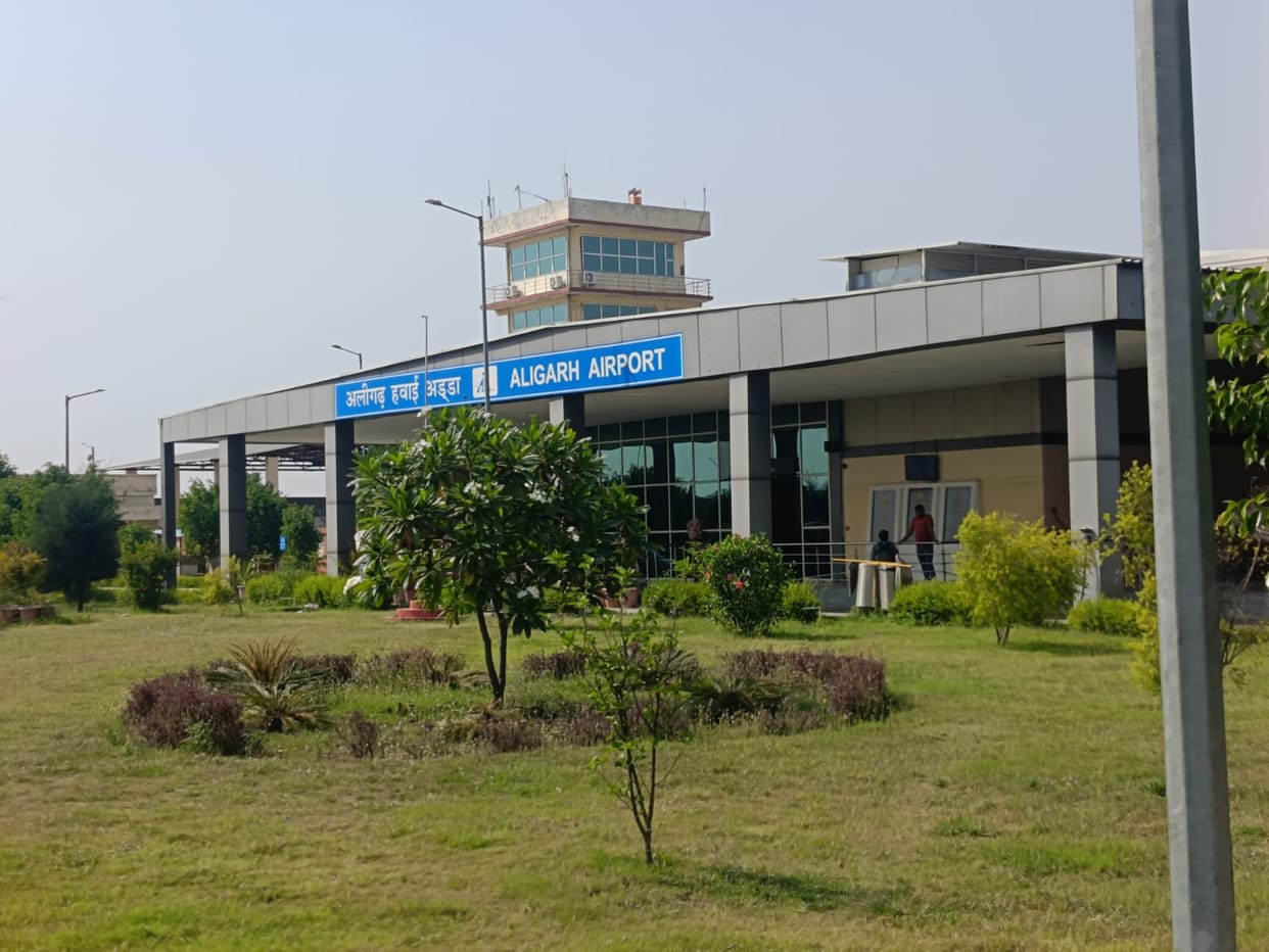 Training aircraft averts crash at Aligarh airport, pilot safe
