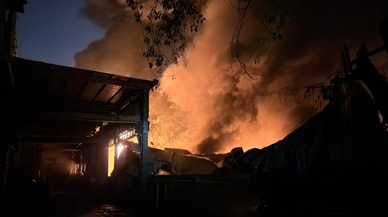 A massive fire broke out at a thermocol factory, and workers were rescued.