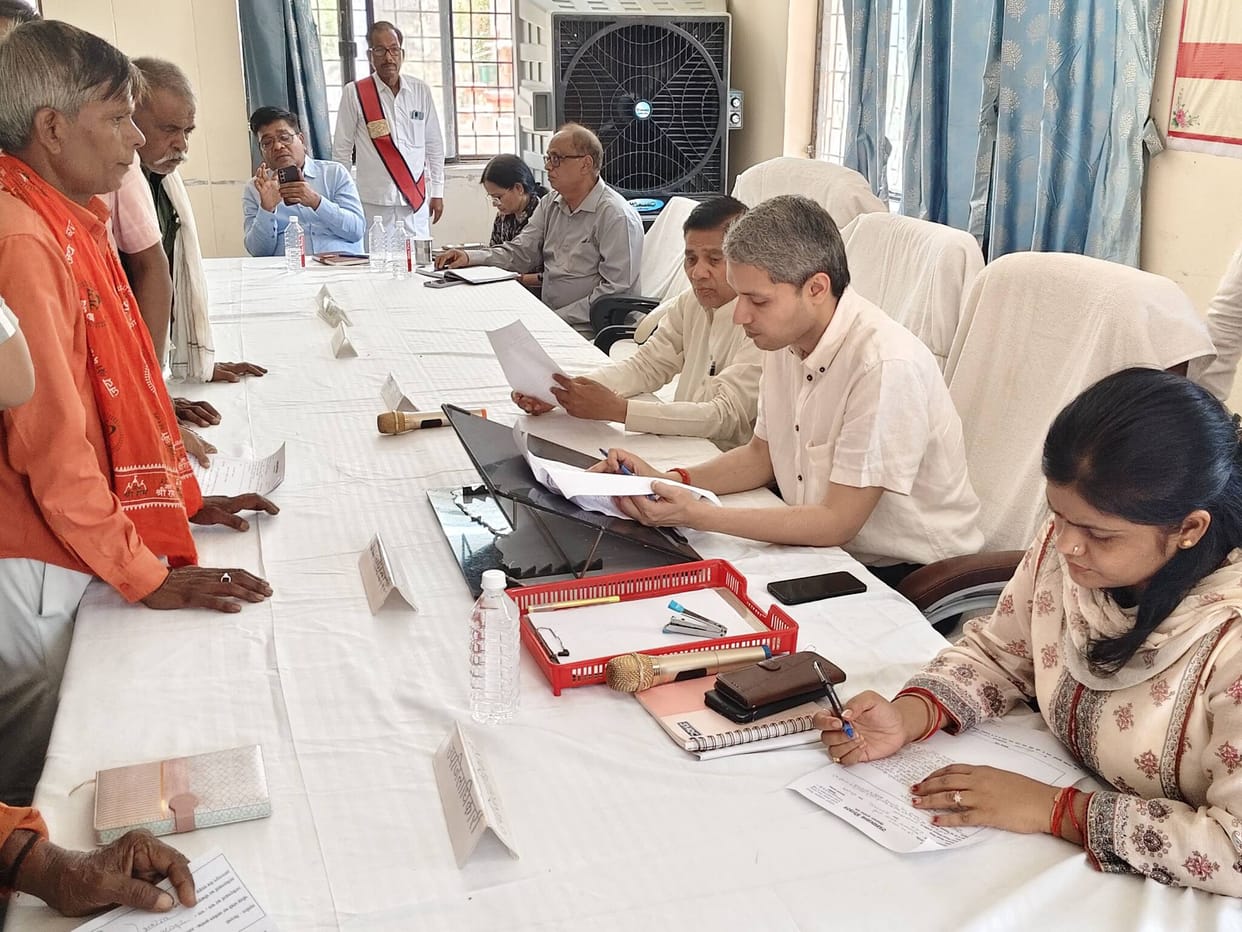 DM Sir... please get my Antyodaya ration card made.