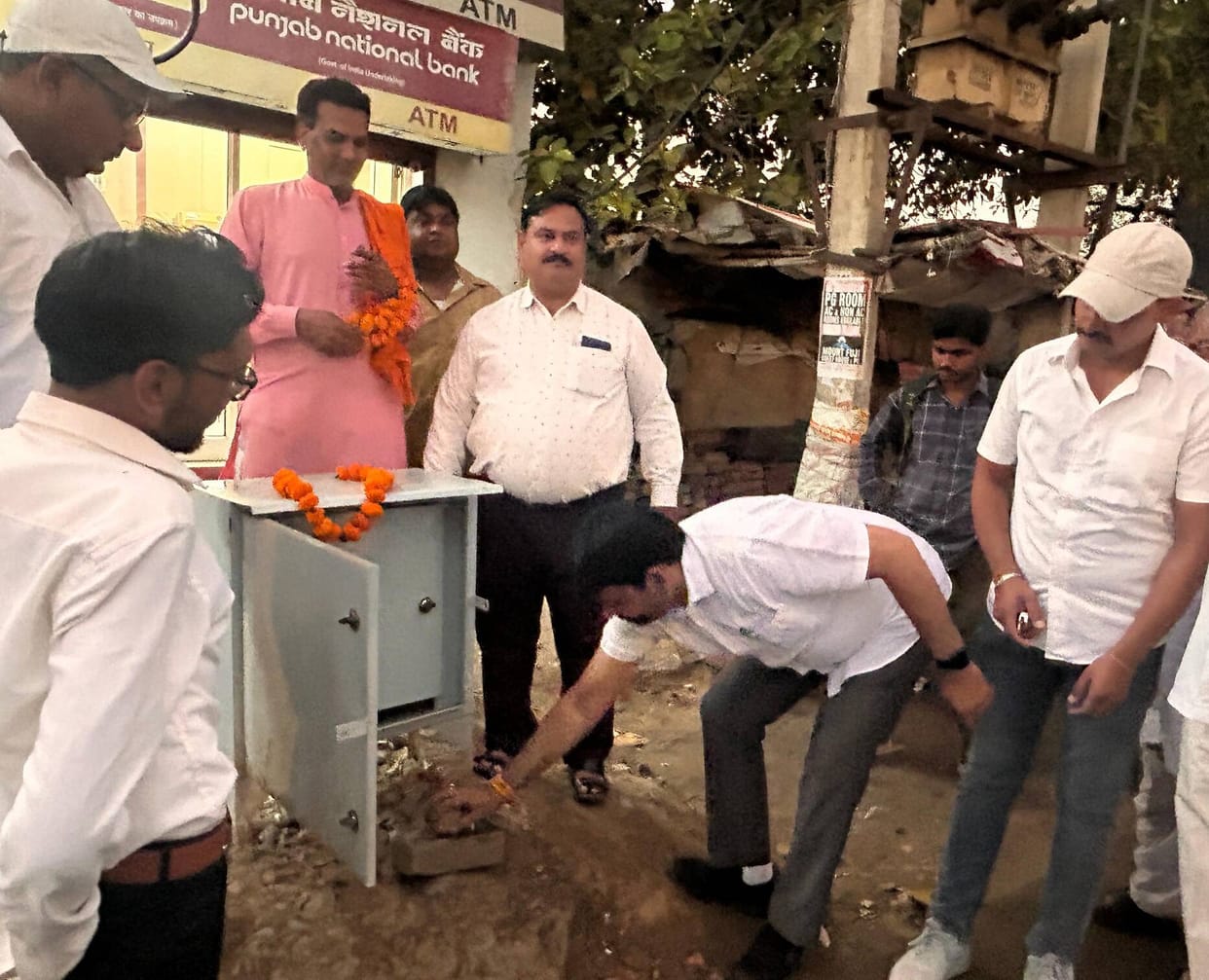 Now Sampla Road will be illuminated with lights at night.