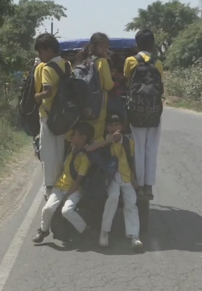 Children were hanging on to e-rickshaws, officers woke up after the video went viral