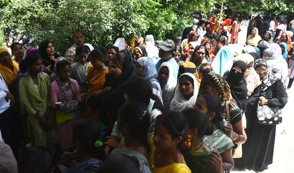 After a long wait, 325 beneficiaries received tool kits.