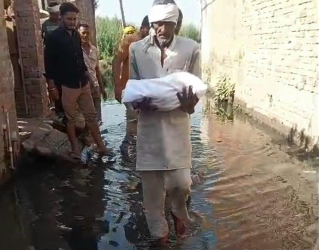 Child dies of fever, funeral procession passes through contaminated water