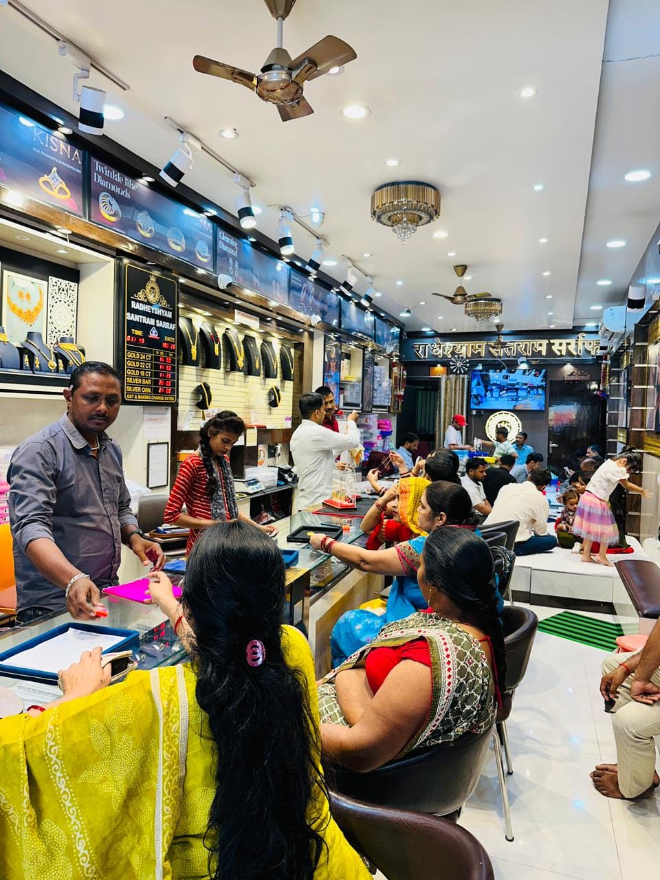 Akshaya Tritiya: Bullion and auto sectors see a boom