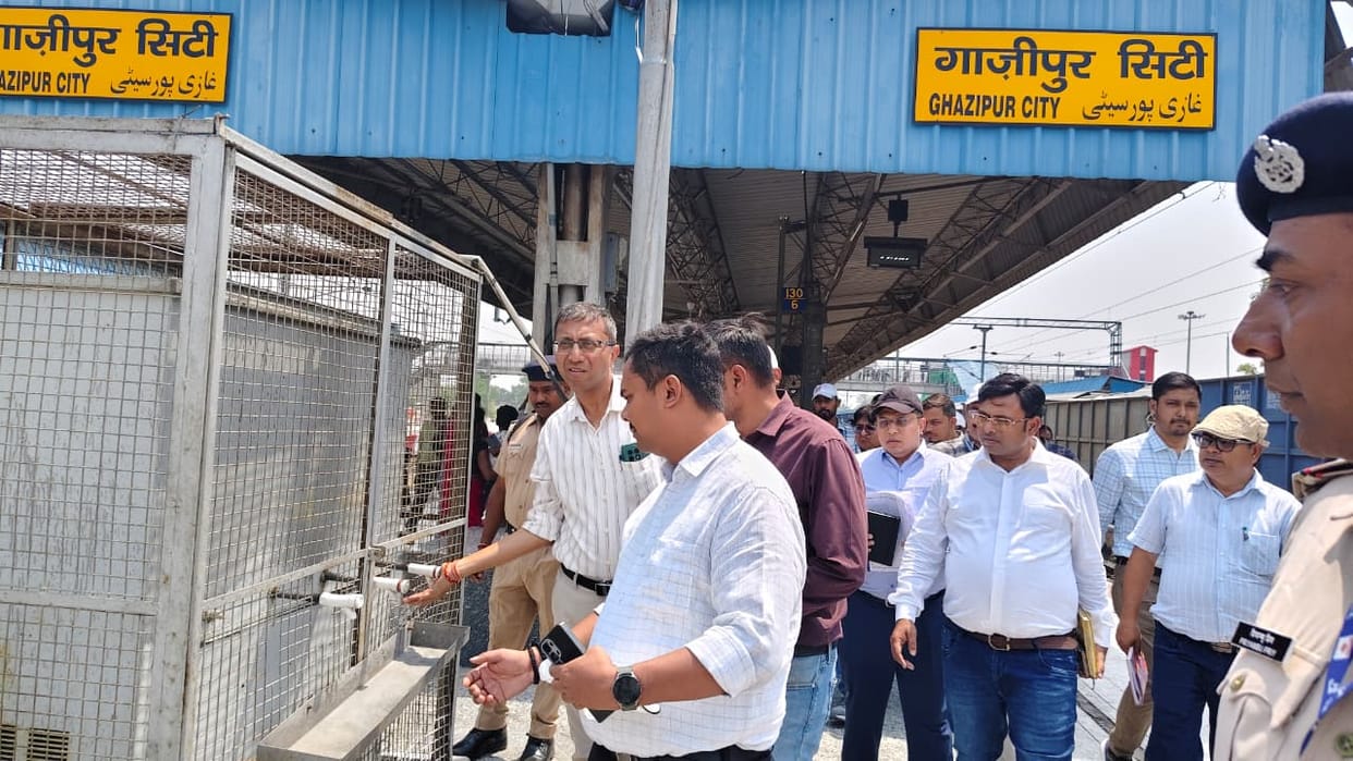 Install Fans and Water Coolers on All Platforms: Divisional Railway Manager