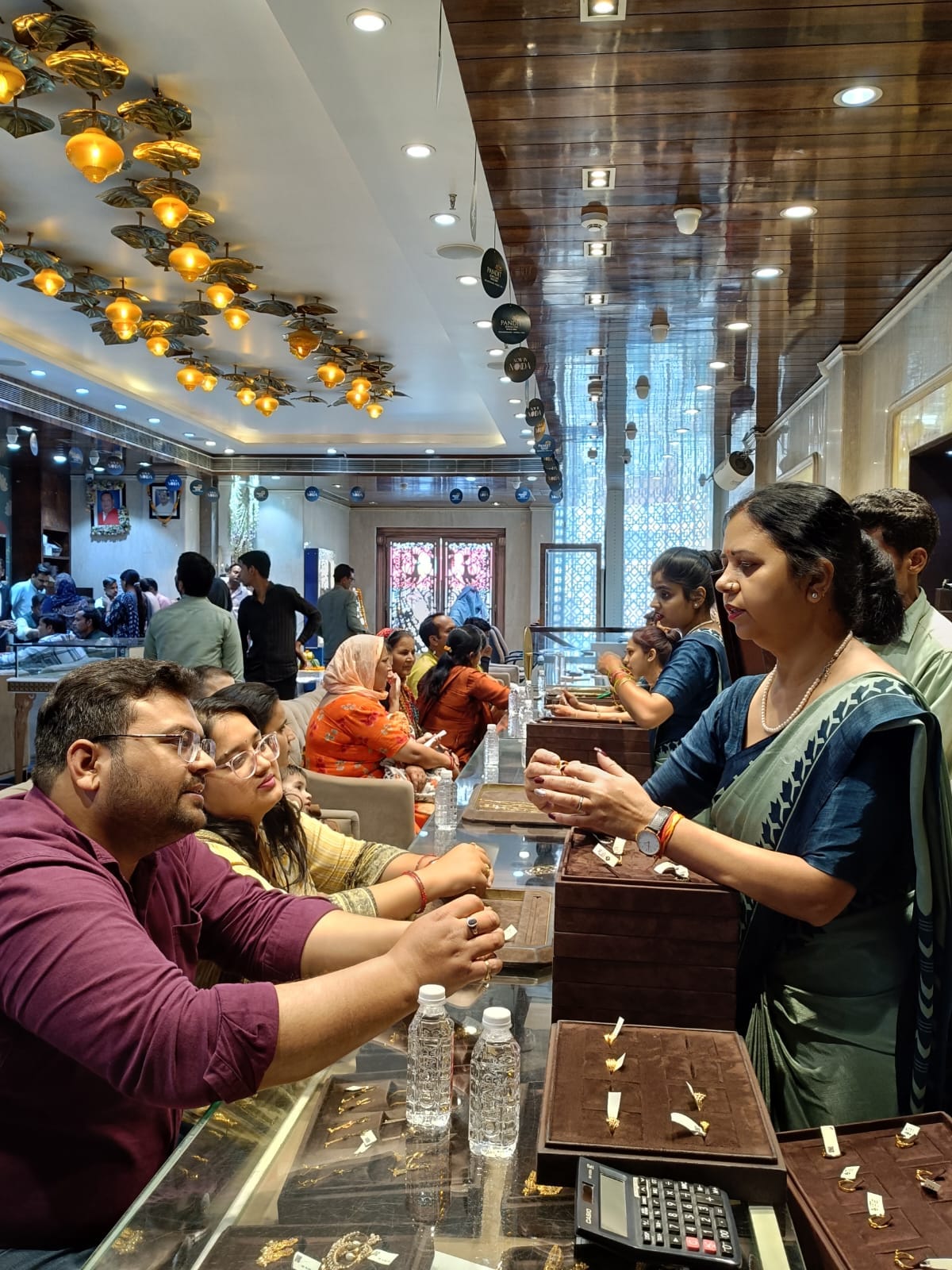 Akshaya Tritiya brings wealth, business worth Rs 200 crore