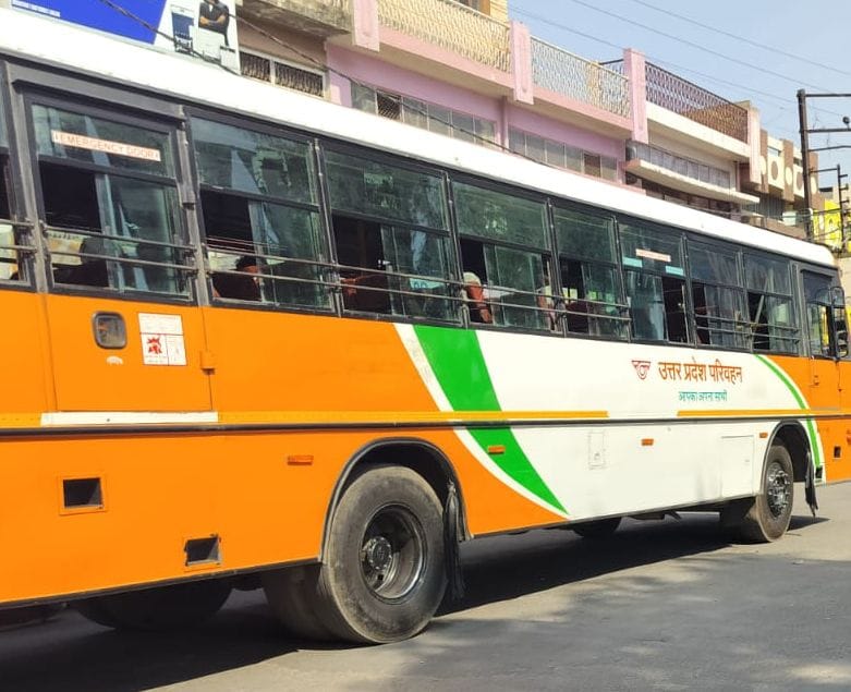 UPSRTC Deploys 205 Extra Buses for Home Guard Exam Candidates in Agra