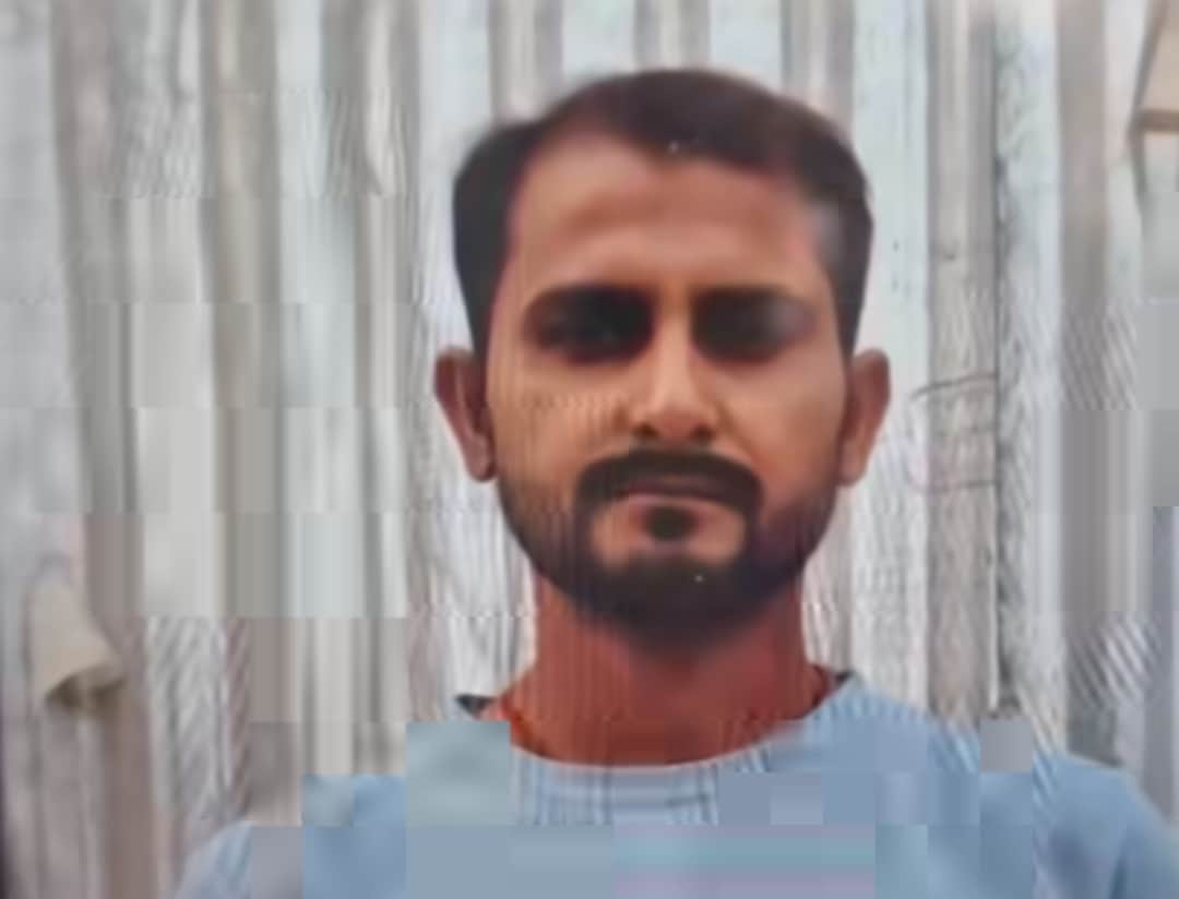 Mechanic commits suicide by hanging