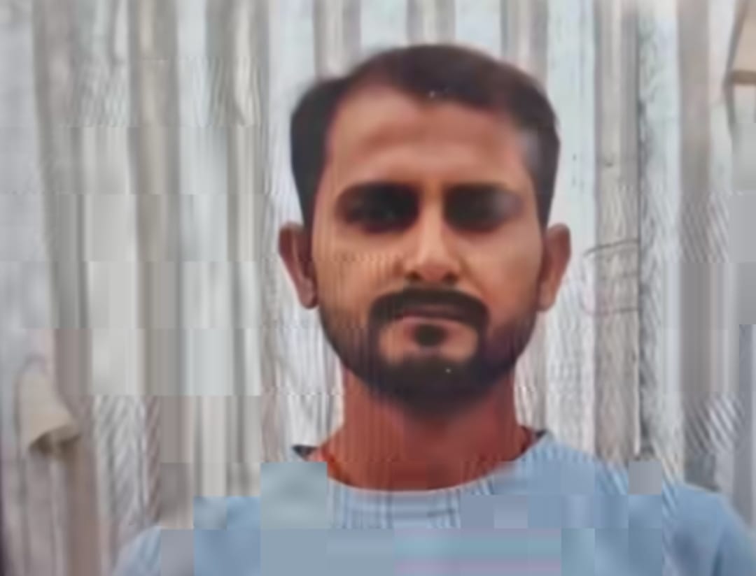 Mechanic commits suicide by hanging