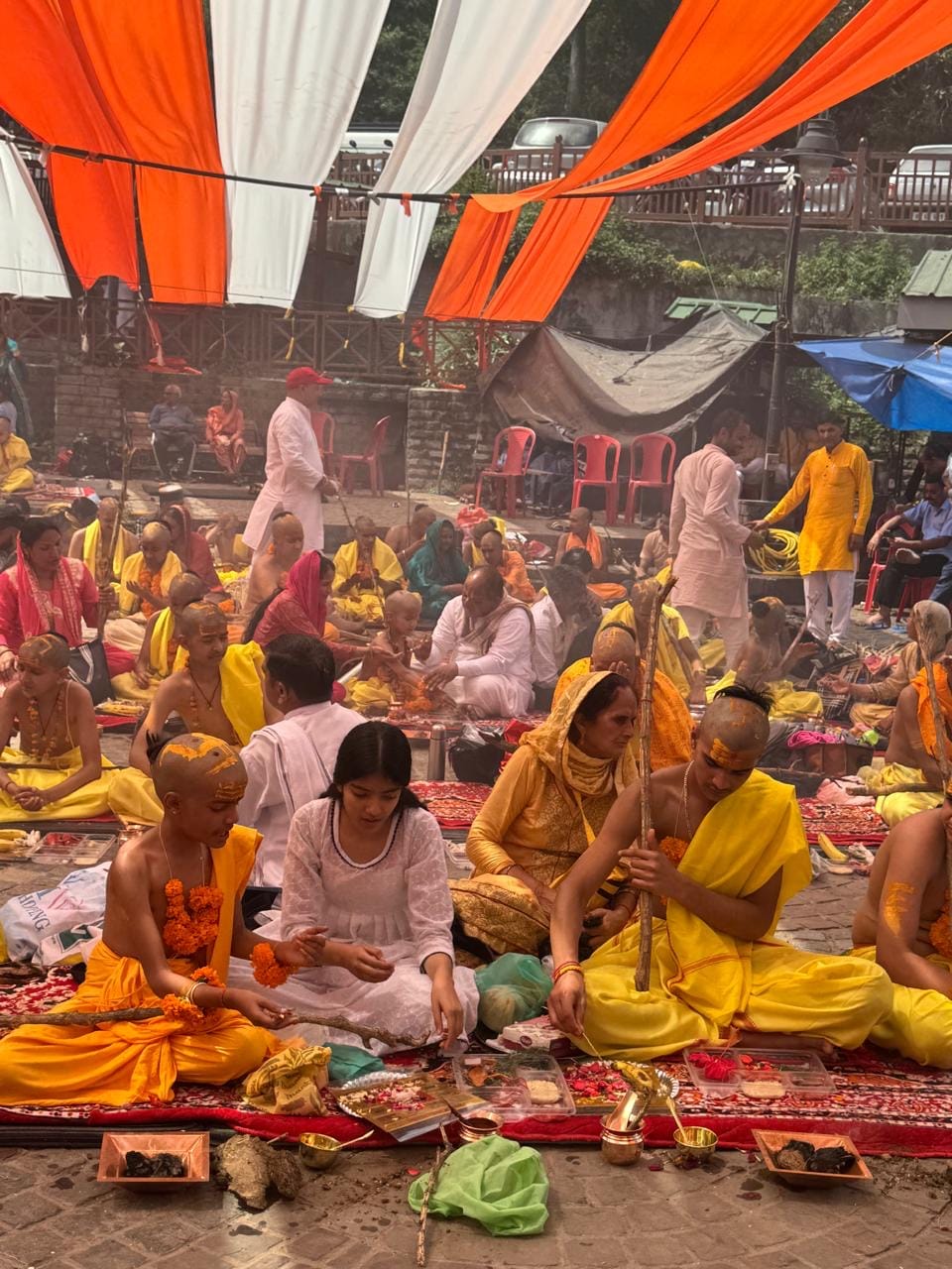 On Akshaya Tritiya, 151 boys were given the sacred thread ceremony at Rishi Markandeya.