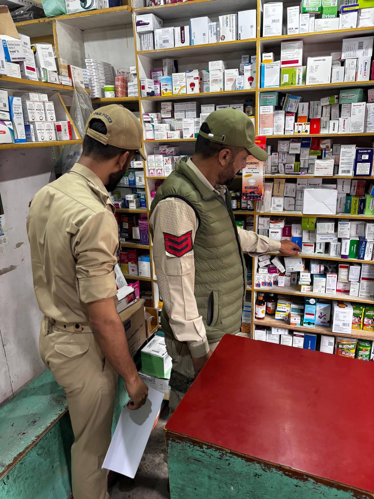 Srinagar, Checking, Medical Shops, Pulwama