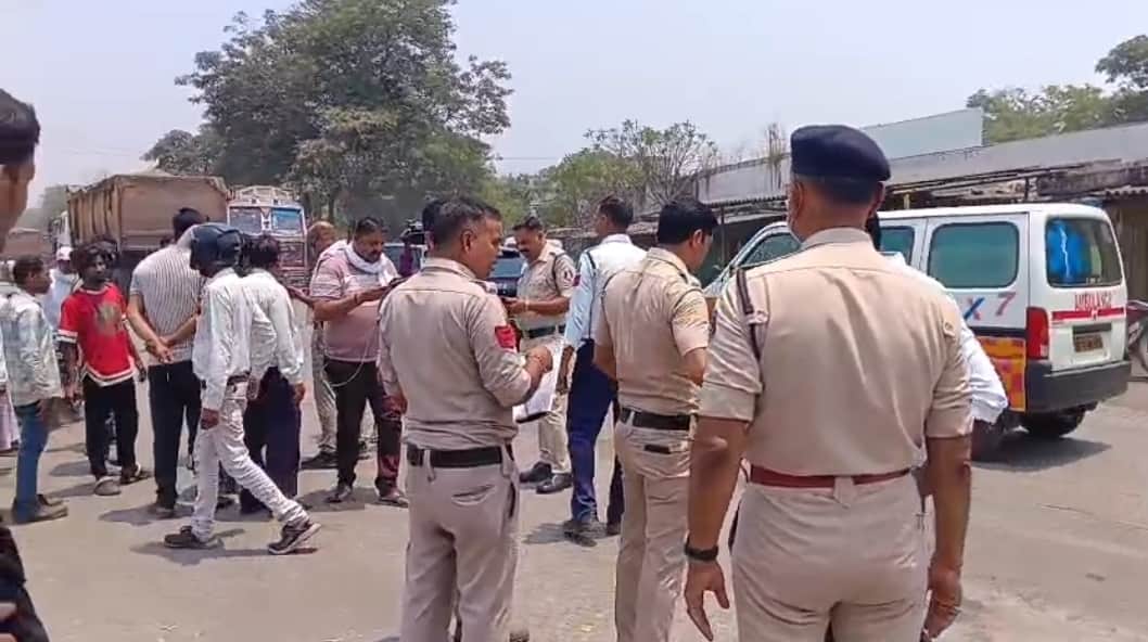 ट्रेलर की चपेट में आकर मासूम की मौत