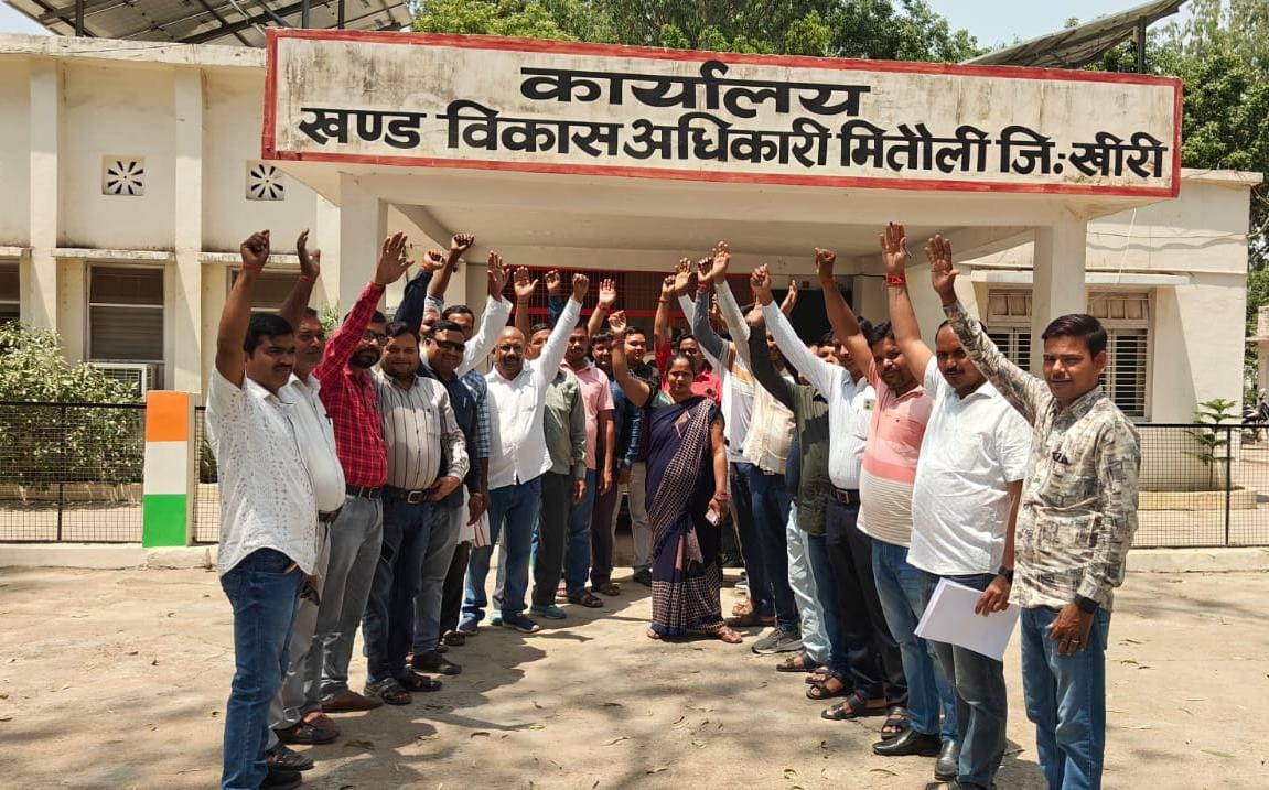 Employment officers angry over low honorarium, submitted memorandum