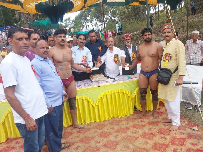 Sachin of Kaled won the Trilochan Mahadev Fair Dangal