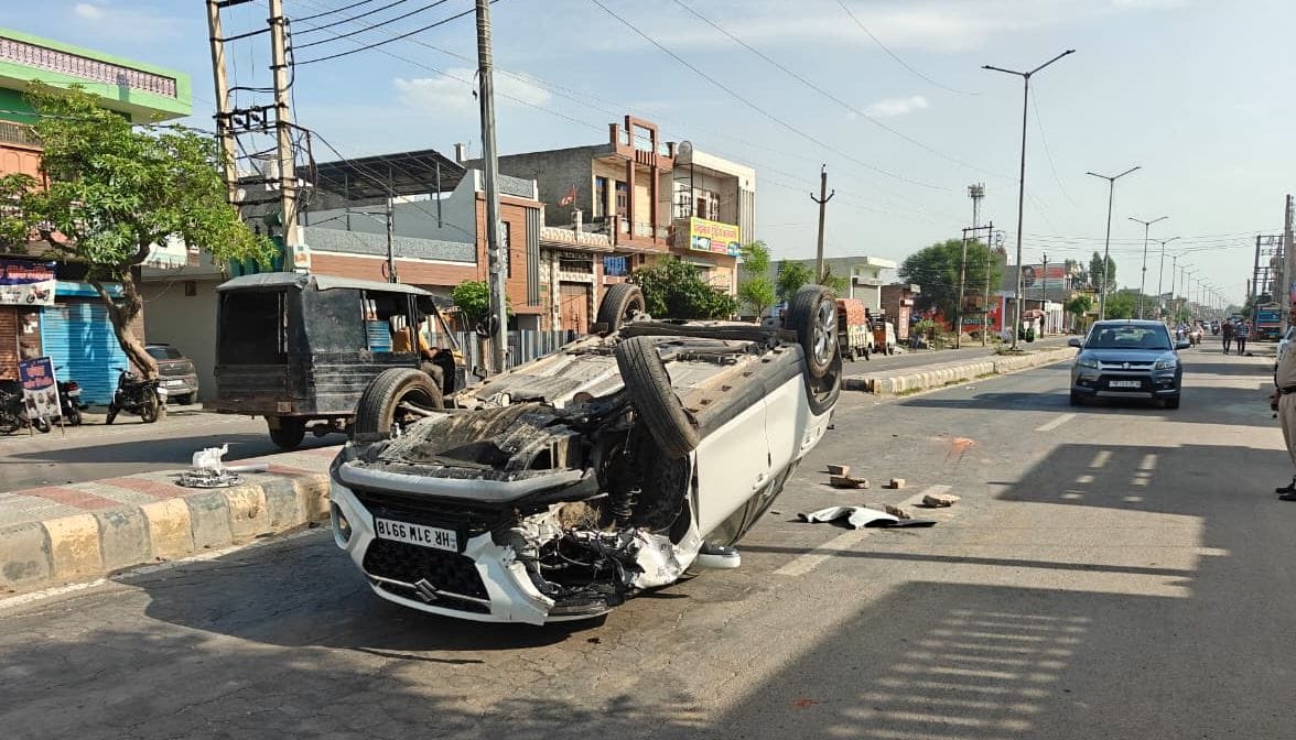 Car Overturns After Striking Cattle on Road; Four Youths Were Returning Home from a Wedding