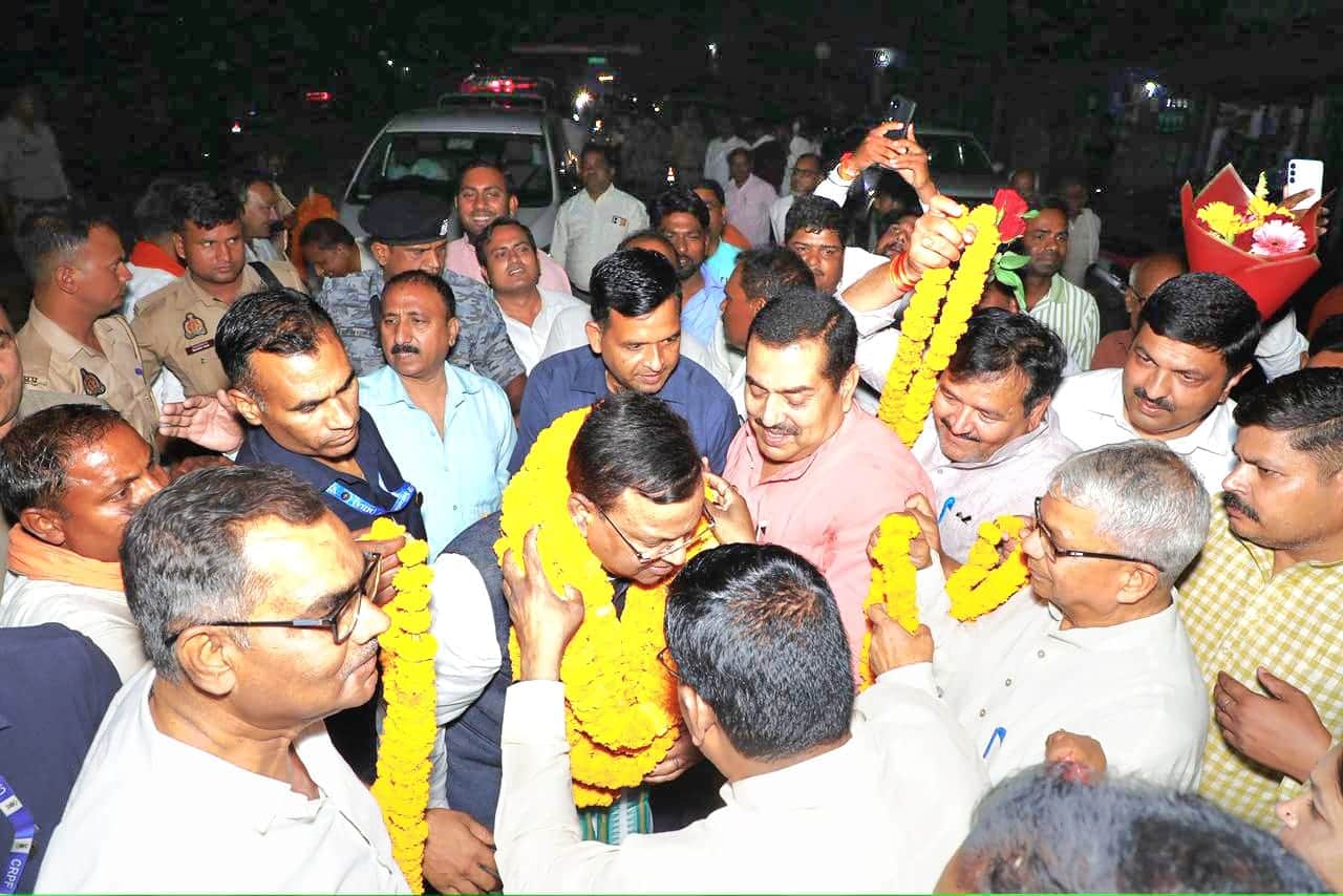 भाजपा प्रदेश अध्यक्ष व केंद्रीय राज्य मंत्री का जिले की सीमा पर स्वागत।