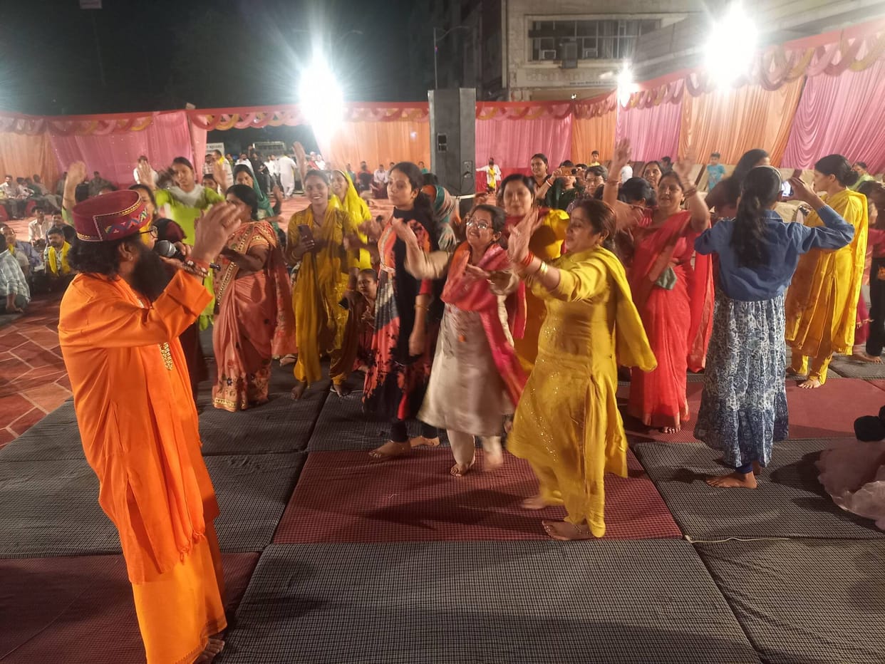 Bhajan Sandhya creates devotional atmosphere on Lord Parshuram Jayanti