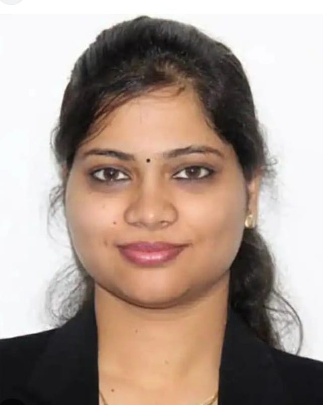 Isha Priya became the new DM of the district, Anupam transferred to Ghazipur