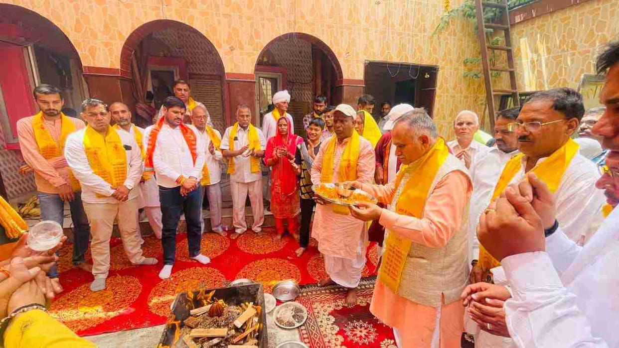 The idol of Lord Parashurama was consecrated at the Satyanarayana Temple.