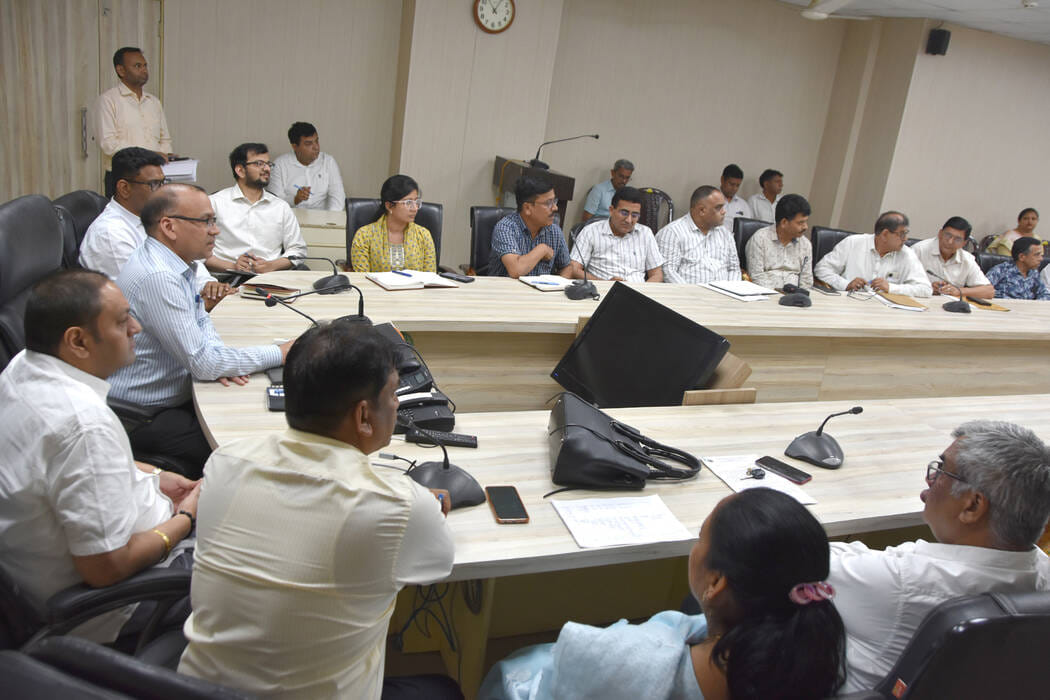 Self-enumeration registration progress will be reviewed daily, charge officer will be accountable